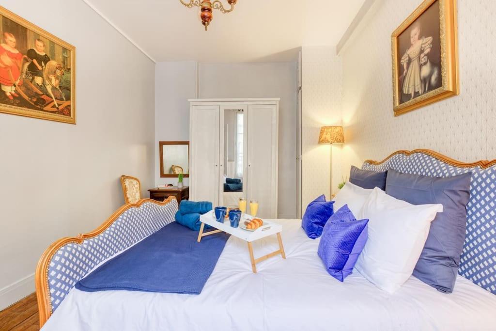 * Le Versaillais*2 Min A Pied Du Chateau Versailles Kamer foto