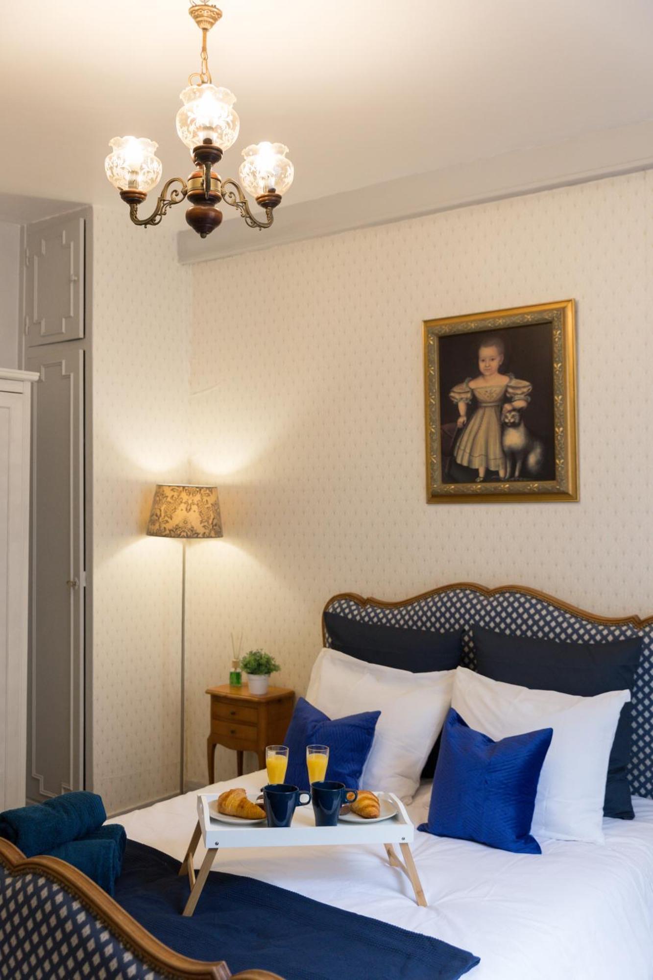 * Le Versaillais*2 Min A Pied Du Chateau Versailles Buitenkant foto